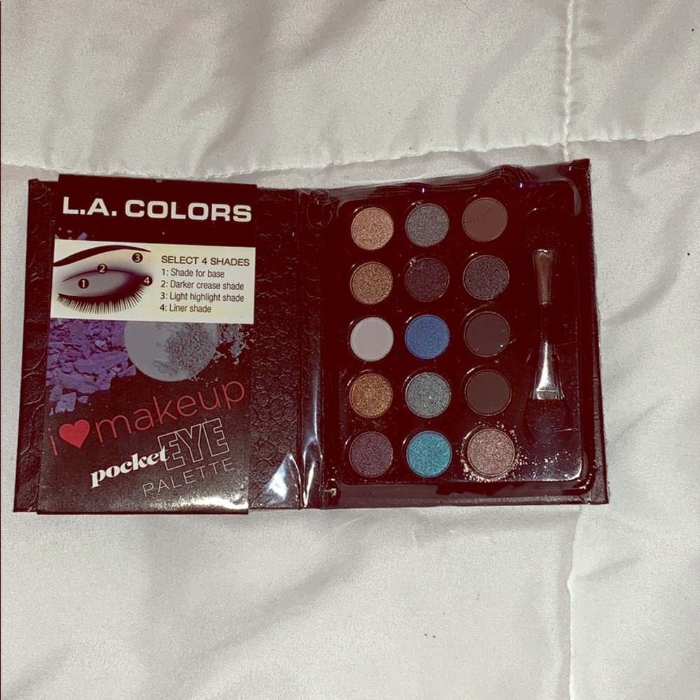 Makeup palette